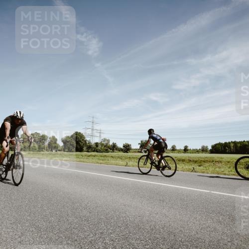 07.09.2025 - 19. Norderstedt Triathlon Michael Burmester http://msf.ph/oto/8857895 07.09.2025 12:28:21 Radfahren 141 meine-sportfotos.de