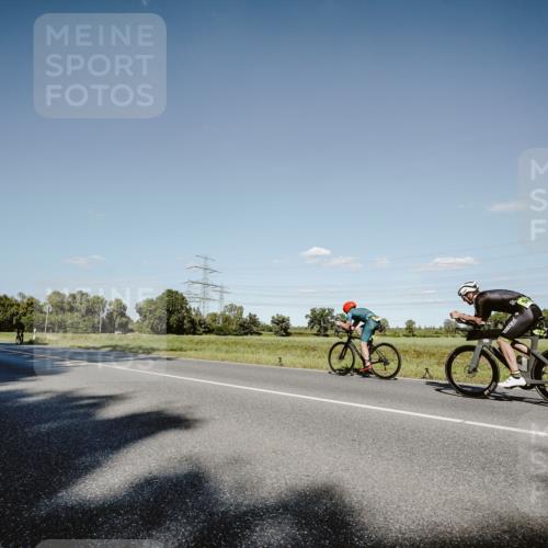 07.09.2025 - 19. Norderstedt Triathlon Michael Burmester http://msf.ph/oto/8857897 07.09.2025 15:35:38 Radfahren 457, 897, 1544 meine-sportfotos.de
