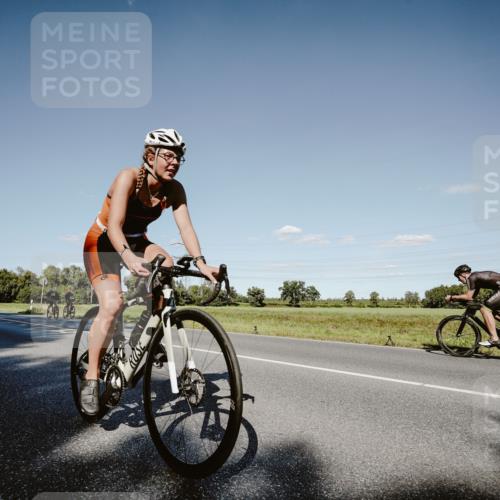 07.09.2025 - 19. Norderstedt Triathlon Michael Burmester http://msf.ph/oto/8857900 07.09.2025 15:35:39 Radfahren 457, 897 meine-sportfotos.de