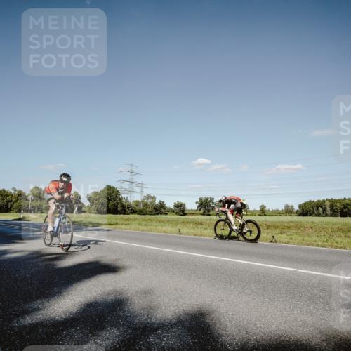 07.09.2025 - 19. Norderstedt Triathlon Michael Burmester http://msf.ph/oto/8857907 07.09.2025 15:35:43 Radfahren 412, 466, 897 meine-sportfotos.de