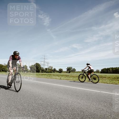 07.09.2025 - 19. Norderstedt Triathlon Michael Burmester http://msf.ph/oto/8857975 07.09.2025 12:28:48 Radfahren 1364 meine-sportfotos.de