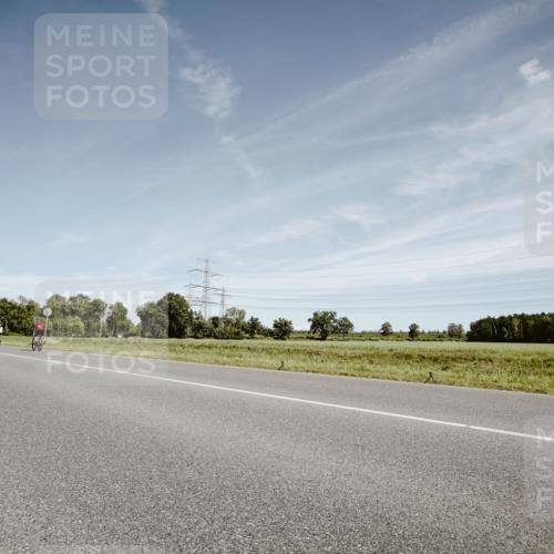 07.09.2025 - 19. Norderstedt Triathlon Michael Burmester http://msf.ph/oto/8857985 07.09.2025 12:28:53 Radfahren 265 meine-sportfotos.de