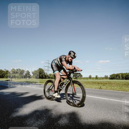 07.09.2025 - 19. Norderstedt Triathlon Michael Burmester http://msf.ph/oto/8857990 07.09.2025 15:36:19 Radfahren 935, 1484 meine-sportfotos.de