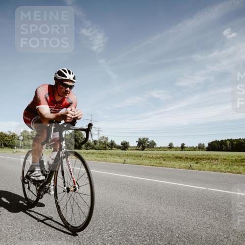 07.09.2025 - 19. Norderstedt Triathlon Michael Burmester http://msf.ph/oto/8858006 07.09.2025 12:29:02 Radfahren 851, 1345 meine-sportfotos.de