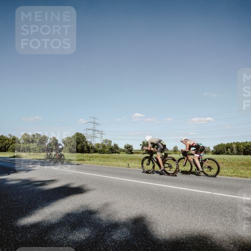 07.09.2025 - 19. Norderstedt Triathlon Michael Burmester http://msf.ph/oto/8858007 07.09.2025 15:36:25 Radfahren 372, 414, 1447, 1538 meine-sportfotos.de