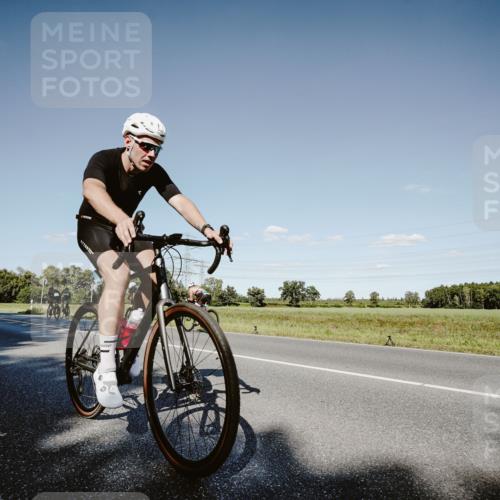 07.09.2025 - 19. Norderstedt Triathlon Michael Burmester http://msf.ph/oto/8858011 07.09.2025 15:36:26 Radfahren 372, 414, 1447, 1538 meine-sportfotos.de