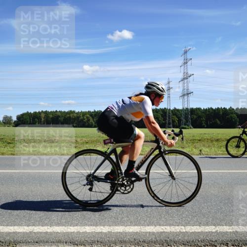 07.09.2025 - 19. Norderstedt Triathlon Michael Burmester http://msf.ph/oto/8858017 07.09.2025 13:04:50 Radfahren 352 meine-sportfotos.de