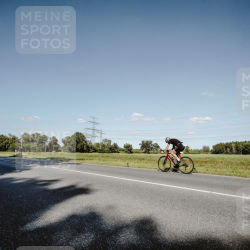 07.09.2025 - 19. Norderstedt Triathlon Michael Burmester http://msf.ph/oto/8858021 07.09.2025 15:36:30 Radfahren 1418, 1538 meine-sportfotos.de