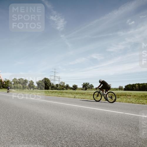 07.09.2025 - 19. Norderstedt Triathlon Michael Burmester http://msf.ph/oto/8858030 07.09.2025 12:29:18 Radfahren 161, 750, 1251 meine-sportfotos.de