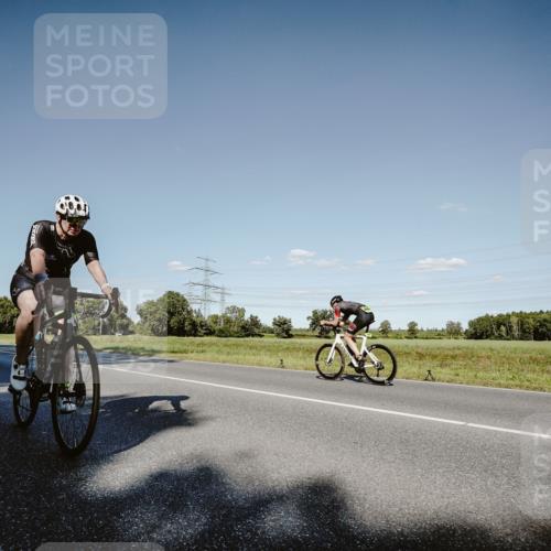 07.09.2025 - 19. Norderstedt Triathlon Michael Burmester http://msf.ph/oto/8858039 07.09.2025 15:36:35 Radfahren 1424, 1514, 1529 meine-sportfotos.de