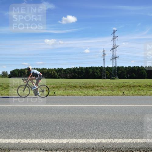 07.09.2025 - 19. Norderstedt Triathlon Michael Burmester http://msf.ph/oto/8858040 07.09.2025 13:05:21 Radfahren 304, 1389 meine-sportfotos.de
