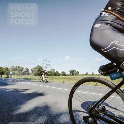 07.09.2025 - 19. Norderstedt Triathlon Michael Burmester http://msf.ph/oto/8858042 07.09.2025 15:36:35 Radfahren 1424, 1514, 1529 meine-sportfotos.de