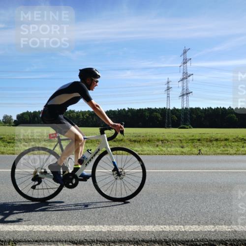 07.09.2025 - 19. Norderstedt Triathlon Michael Burmester http://msf.ph/oto/8858043 07.09.2025 11:26:29 Radfahren 306 meine-sportfotos.de