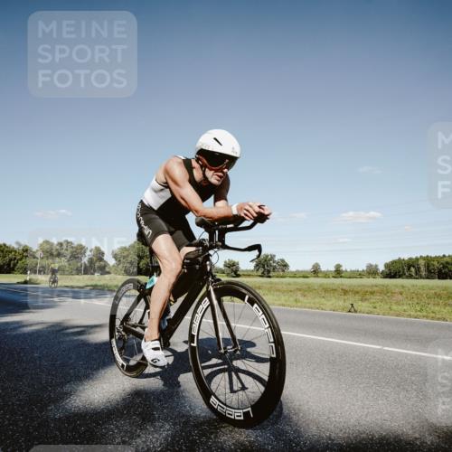 07.09.2025 - 19. Norderstedt Triathlon Michael Burmester http://msf.ph/oto/8858049 07.09.2025 15:36:39 Radfahren 1514, 1529, 1532 meine-sportfotos.de