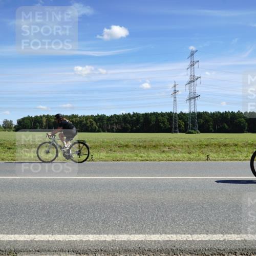 07.09.2025 - 19. Norderstedt Triathlon Michael Burmester http://msf.ph/oto/8858050 07.09.2025 13:05:24 Radfahren 304, 1389 meine-sportfotos.de