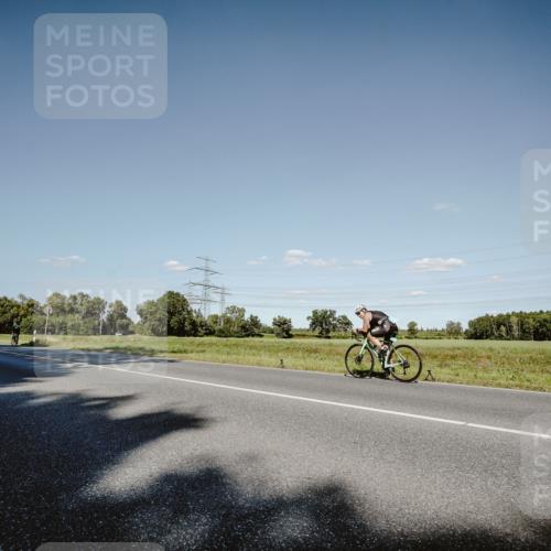 07.09.2025 - 19. Norderstedt Triathlon Michael Burmester http://msf.ph/oto/8858059 07.09.2025 15:36:44 Radfahren 425, 1532 meine-sportfotos.de