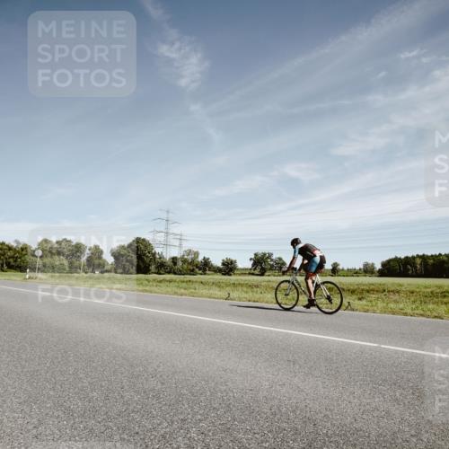 07.09.2025 - 19. Norderstedt Triathlon Michael Burmester http://msf.ph/oto/8858068 07.09.2025 12:29:36 Radfahren  meine-sportfotos.de