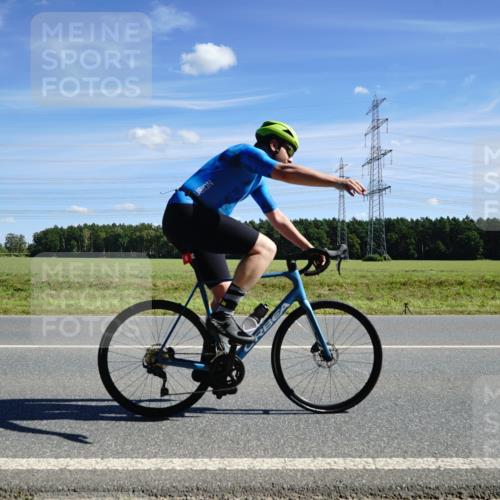 07.09.2025 - 19. Norderstedt Triathlon Michael Burmester http://msf.ph/oto/8858078 07.09.2025 13:05:46 Radfahren 153 meine-sportfotos.de