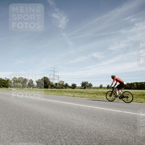 07.09.2025 - 19. Norderstedt Triathlon Michael Burmester http://msf.ph/oto/8858079 07.09.2025 12:29:46 Radfahren  meine-sportfotos.de