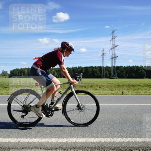 07.09.2025 - 19. Norderstedt Triathlon Michael Burmester http://msf.ph/oto/8858083 07.09.2025 13:05:54 Radfahren 209, 809 meine-sportfotos.de