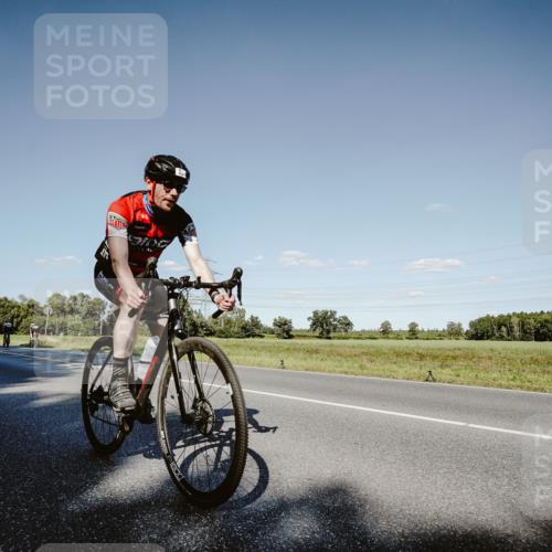 07.09.2025 - 19. Norderstedt Triathlon Michael Burmester http://msf.ph/oto/8858091 07.09.2025 15:36:57 Radfahren 437, 458, 934, 1403 meine-sportfotos.de
