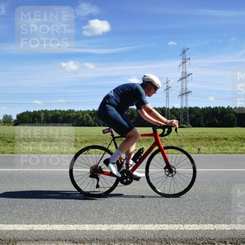 07.09.2025 - 19. Norderstedt Triathlon Michael Burmester http://msf.ph/oto/8858092 07.09.2025 13:06:00 Radfahren 209, 232, 235, 334 meine-sportfotos.de