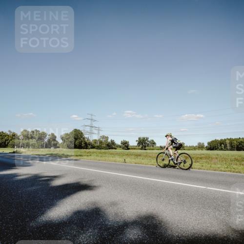 07.09.2025 - 19. Norderstedt Triathlon Michael Burmester http://msf.ph/oto/8858094 07.09.2025 15:36:58 Radfahren 437, 934, 1403, 1531 meine-sportfotos.de