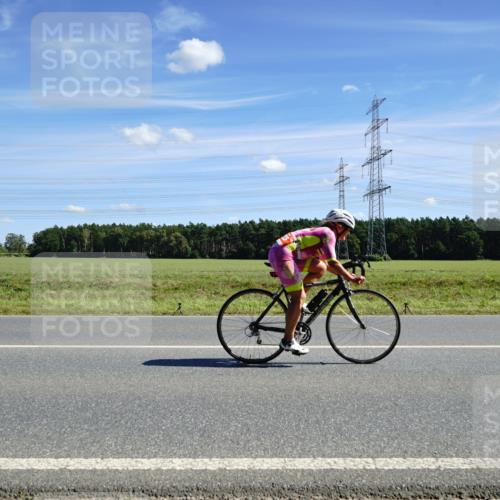 07.09.2025 - 19. Norderstedt Triathlon Michael Burmester http://msf.ph/oto/8858103 07.09.2025 13:06:02 Radfahren 232, 235, 334 meine-sportfotos.de