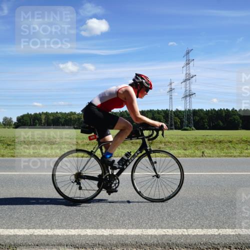 07.09.2025 - 19. Norderstedt Triathlon Michael Burmester http://msf.ph/oto/8858112 07.09.2025 13:06:09 Radfahren 805 meine-sportfotos.de