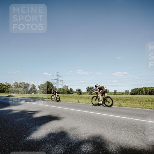 07.09.2025 - 19. Norderstedt Triathlon Michael Burmester http://msf.ph/oto/8858128 07.09.2025 15:37:13 Radfahren 1489 meine-sportfotos.de