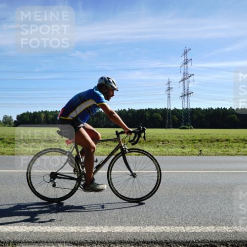 07.09.2025 - 19. Norderstedt Triathlon Michael Burmester http://msf.ph/oto/8858157 07.09.2025 11:27:21 Radfahren 760, 1176, 1198 meine-sportfotos.de