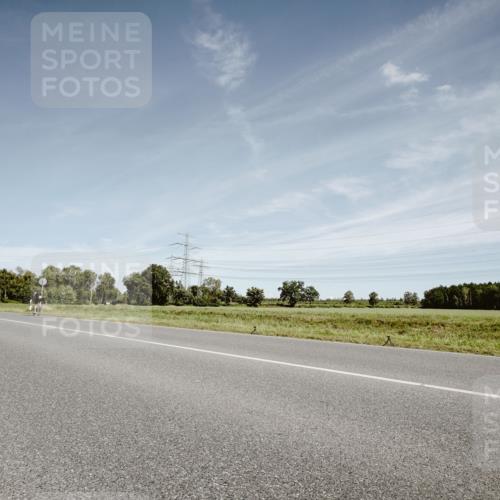 07.09.2025 - 19. Norderstedt Triathlon Michael Burmester http://msf.ph/oto/8858177 07.09.2025 12:30:30 Radfahren 207, 282, 1360 meine-sportfotos.de