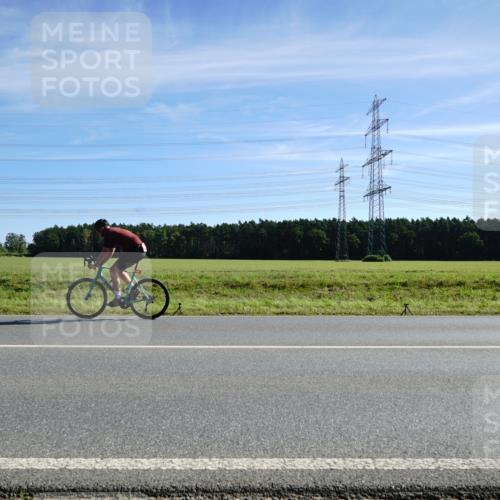 07.09.2025 - 19. Norderstedt Triathlon Michael Burmester http://msf.ph/oto/8858179 07.09.2025 11:27:29 Radfahren 300, 1313 meine-sportfotos.de