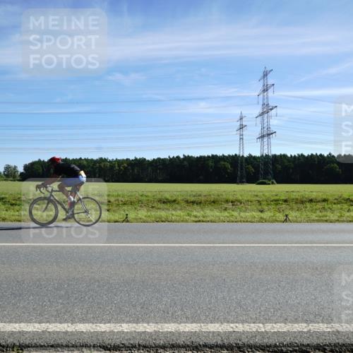 07.09.2025 - 19. Norderstedt Triathlon Michael Burmester http://msf.ph/oto/8858209 07.09.2025 11:27:43 Radfahren 1210 meine-sportfotos.de