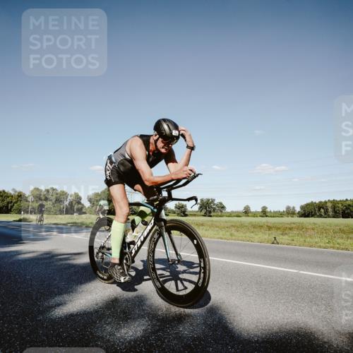 07.09.2025 - 19. Norderstedt Triathlon Michael Burmester http://msf.ph/oto/8858212 07.09.2025 15:37:47 Radfahren 910, 1509 meine-sportfotos.de