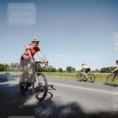 07.09.2025 - 19. Norderstedt Triathlon Michael Burmester http://msf.ph/oto/8858237 07.09.2025 15:38:00 Radfahren 390, 443, 454, 893 meine-sportfotos.de