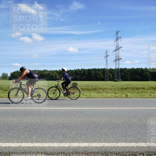 07.09.2025 - 19. Norderstedt Triathlon Michael Burmester http://msf.ph/oto/8858239 07.09.2025 13:07:58 Radfahren  meine-sportfotos.de