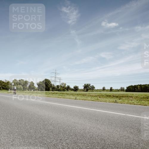 07.09.2025 - 19. Norderstedt Triathlon Michael Burmester http://msf.ph/oto/8858242 07.09.2025 12:30:58 Radfahren 721 meine-sportfotos.de