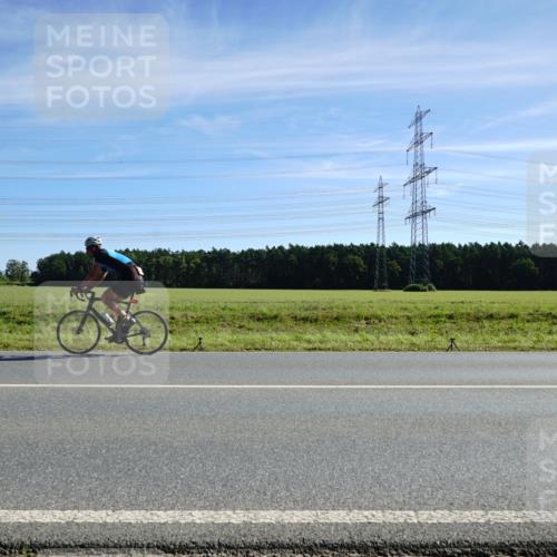 07.09.2025 - 19. Norderstedt Triathlon Michael Burmester http://msf.ph/oto/8858246 07.09.2025 11:28:06 Radfahren 1218 meine-sportfotos.de