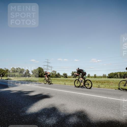 07.09.2025 - 19. Norderstedt Triathlon Michael Burmester http://msf.ph/oto/8858257 07.09.2025 15:38:12 Radfahren 940 meine-sportfotos.de