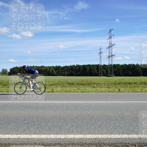 07.09.2025 - 19. Norderstedt Triathlon Michael Burmester http://msf.ph/oto/8858272 07.09.2025 13:08:51 Radfahren 193, 337, 1326 meine-sportfotos.de