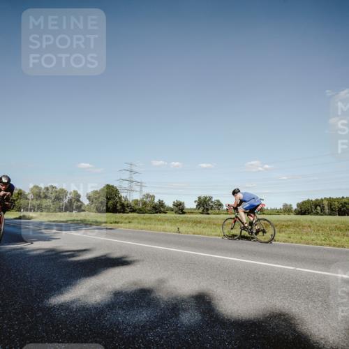 07.09.2025 - 19. Norderstedt Triathlon Michael Burmester http://msf.ph/oto/8858285 07.09.2025 15:38:36 Radfahren 380, 887 meine-sportfotos.de