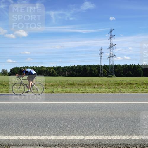 07.09.2025 - 19. Norderstedt Triathlon Michael Burmester http://msf.ph/oto/8858309 07.09.2025 13:09:24 Radfahren 321 meine-sportfotos.de