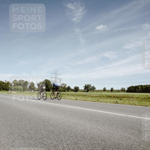 07.09.2025 - 19. Norderstedt Triathlon Michael Burmester http://msf.ph/oto/8858312 07.09.2025 12:31:34 Radfahren 713, 1255 meine-sportfotos.de