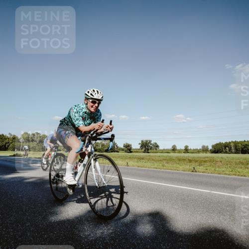 07.09.2025 - 19. Norderstedt Triathlon Michael Burmester http://msf.ph/oto/8858324 07.09.2025 15:38:50 Radfahren 402, 504, 1432, 1454 meine-sportfotos.de