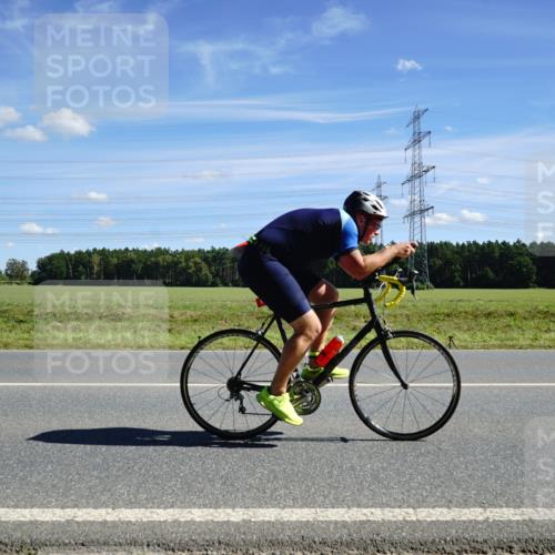07.09.2025 - 19. Norderstedt Triathlon Michael Burmester http://msf.ph/oto/8858328 07.09.2025 13:09:40 Radfahren 166 meine-sportfotos.de