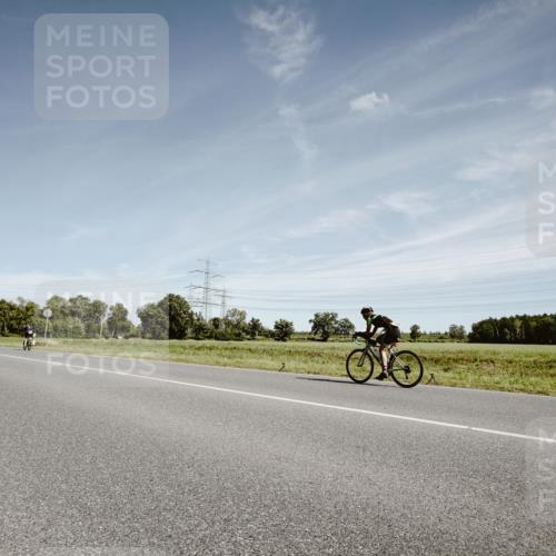 07.09.2025 - 19. Norderstedt Triathlon Michael Burmester http://msf.ph/oto/8858329 07.09.2025 12:31:38 Radfahren 713, 1255 meine-sportfotos.de