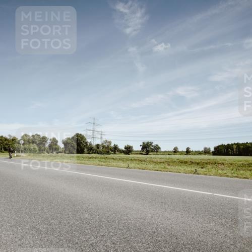 07.09.2025 - 19. Norderstedt Triathlon Michael Burmester http://msf.ph/oto/8858346 07.09.2025 12:31:48 Radfahren 738 meine-sportfotos.de