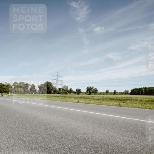 07.09.2025 - 19. Norderstedt Triathlon Michael Burmester http://msf.ph/oto/8858349 07.09.2025 12:31:48 Radfahren 738 meine-sportfotos.de