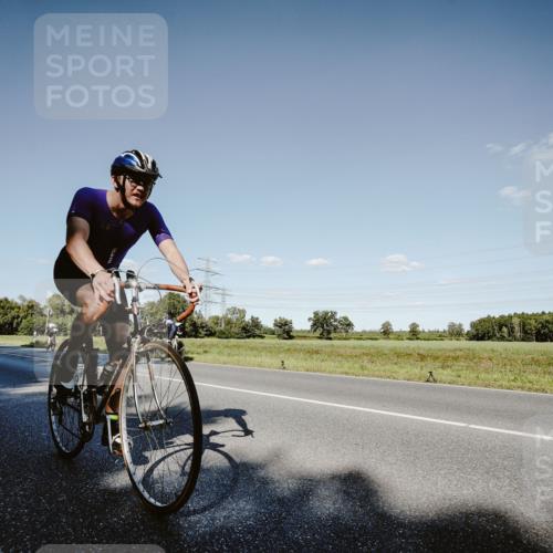 07.09.2025 - 19. Norderstedt Triathlon Michael Burmester http://msf.ph/oto/8858351 07.09.2025 15:39:03 Radfahren 1452 meine-sportfotos.de